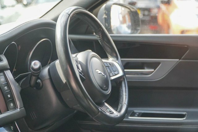 Jaguar XF 3.0D V6 Portfolio Blue #24
