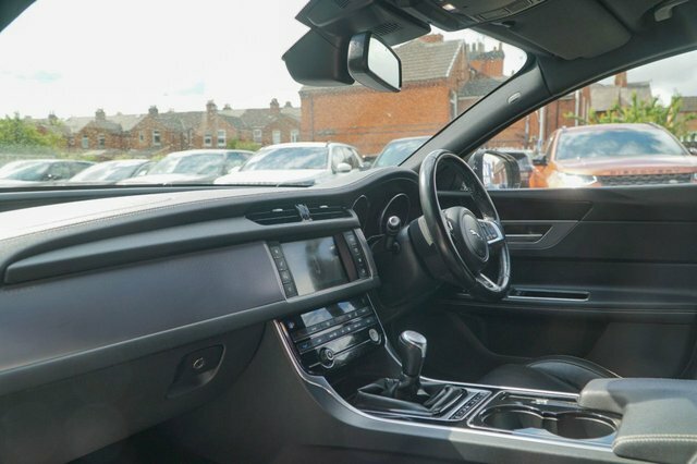 Jaguar XF 3.0D V6 Portfolio Blue #23