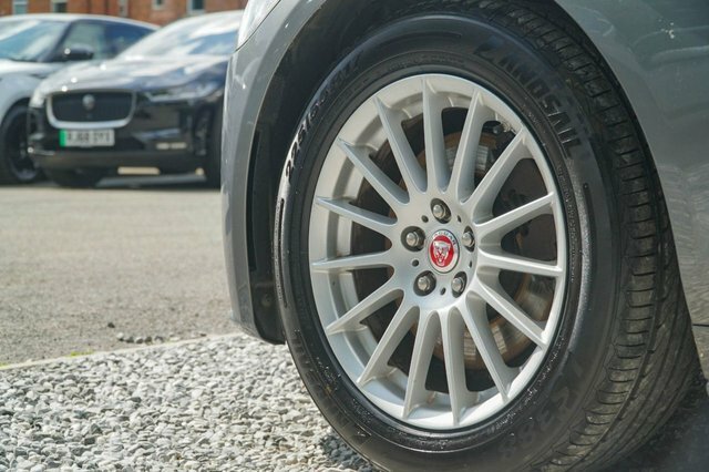 Jaguar XF 3.0D V6 Portfolio Blue #20