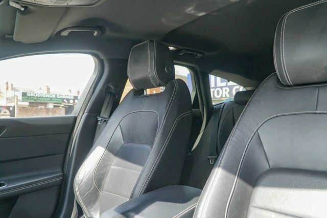 Jaguar XF 3.0D V6 Portfolio Blue #30