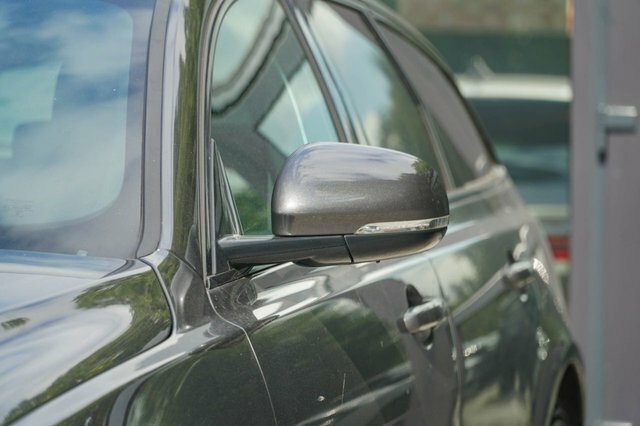 Jaguar XF 3.0D V6 Portfolio Blue #16