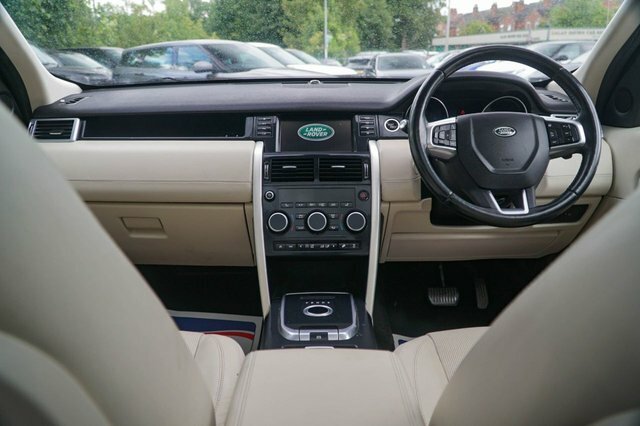 Land Rover Discovery Sport 2015 2.2 Sd4 Hse Luxury Suv 4Wd Eu Red #4