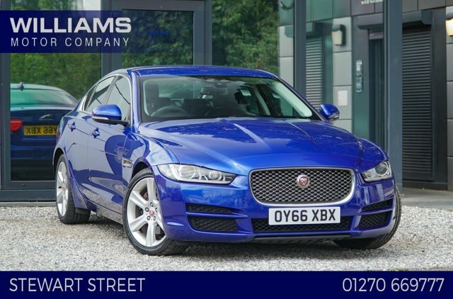 Jaguar XE 2016 2.0D Portfolio Saloon Euro 6 Blue