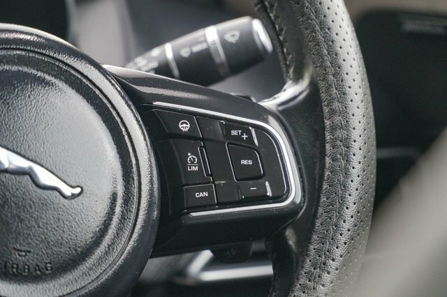 Jaguar XE 2.0 Gtdi Prestige 197 Bhp Black #36