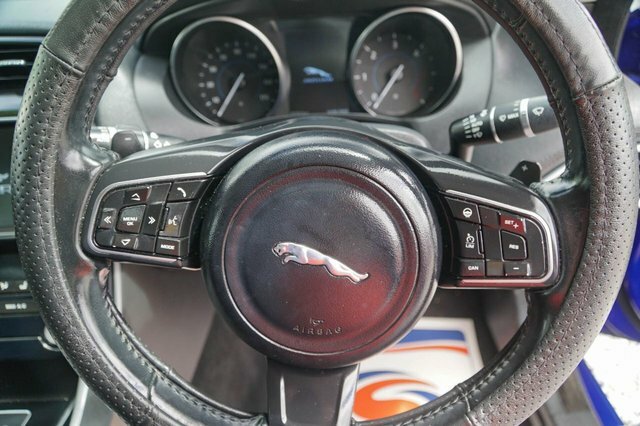 Jaguar XE 2.0 Gtdi Prestige 197 Bhp Black #52