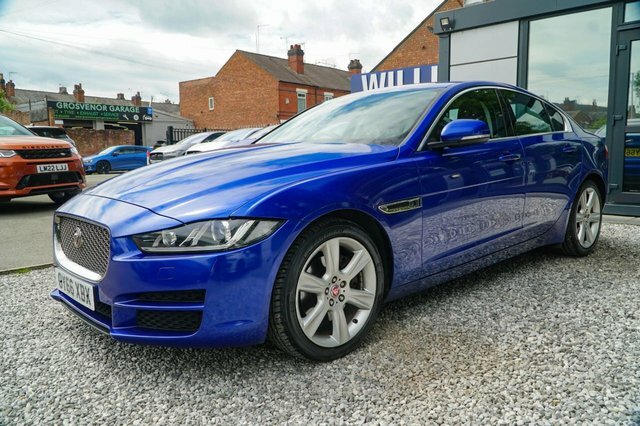 Jaguar XE 2.0 Gtdi Prestige 197 Bhp Black #16