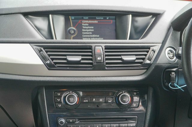 BMW X1 Sdrive18d Sport Black #34