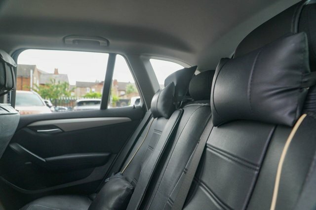 BMW X1 Sdrive18d Sport Black #31