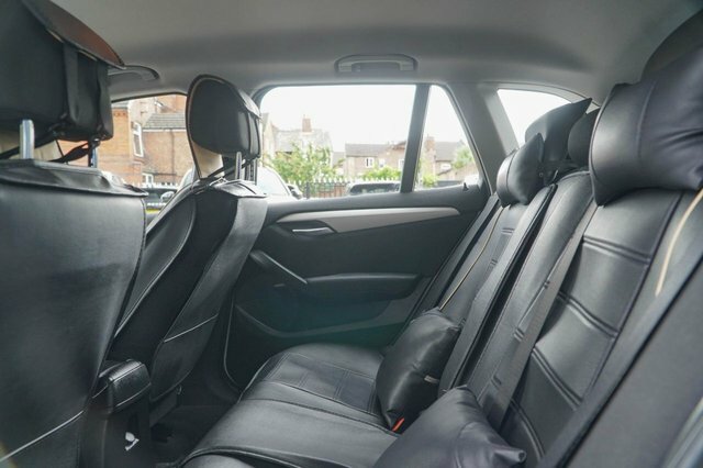 BMW X1 Sdrive18d Sport Black #30