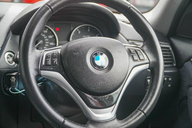 BMW X1 Sdrive18d Sport Black #35