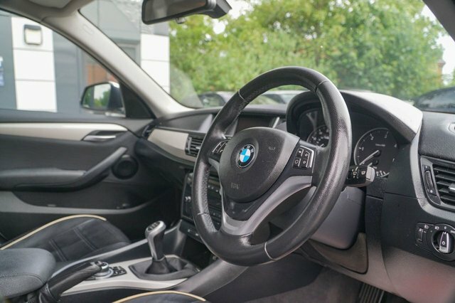 BMW X1 Sdrive18d Sport Black #54
