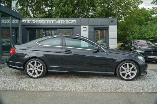 Mercedes-Benz C Class 2012 2.1 C220 Cdi Blueefficiency Amg Sport Coupe 2 Black #6
