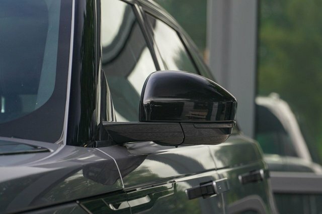 Land Rover Range Rover Velar Edition Black #15