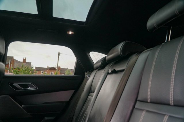Land Rover Range Rover Velar Edition Black #31