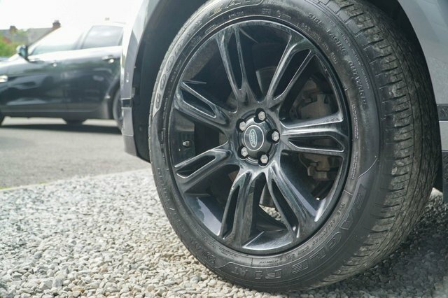 Land Rover Range Rover Velar Edition Black #19
