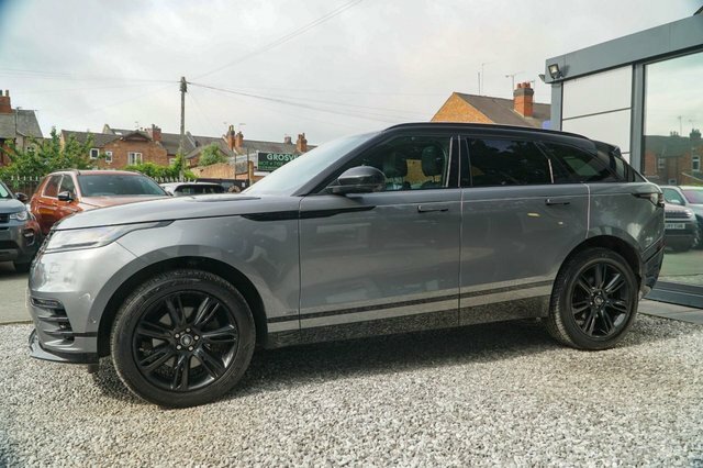 Land Rover Range Rover Velar Edition Black #17