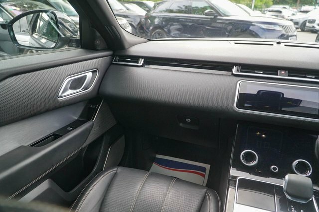 Land Rover Range Rover Velar Edition Black #39