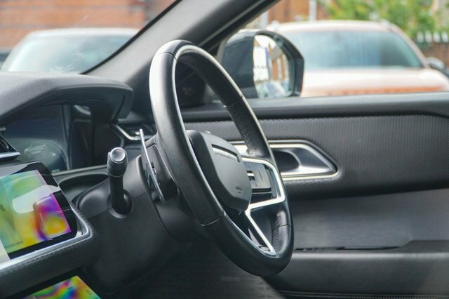 Land Rover Range Rover Velar Edition Black #24