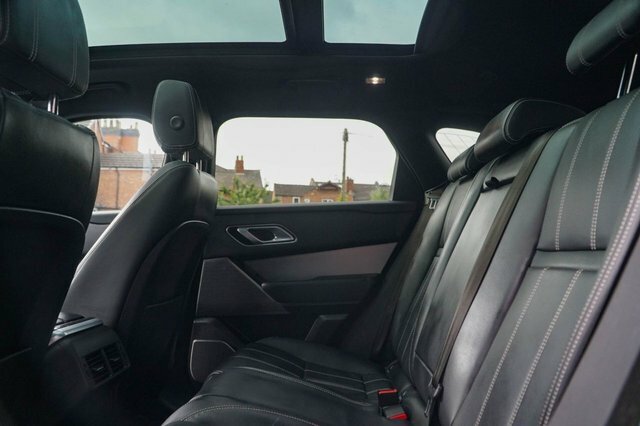 Land Rover Range Rover Velar Edition Black #30