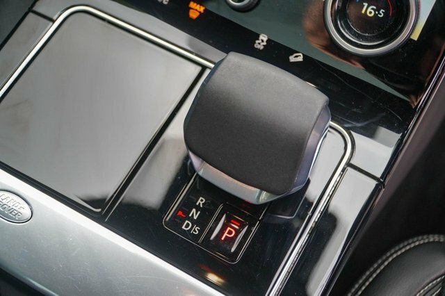Land Rover Range Rover Velar Edition Black #64