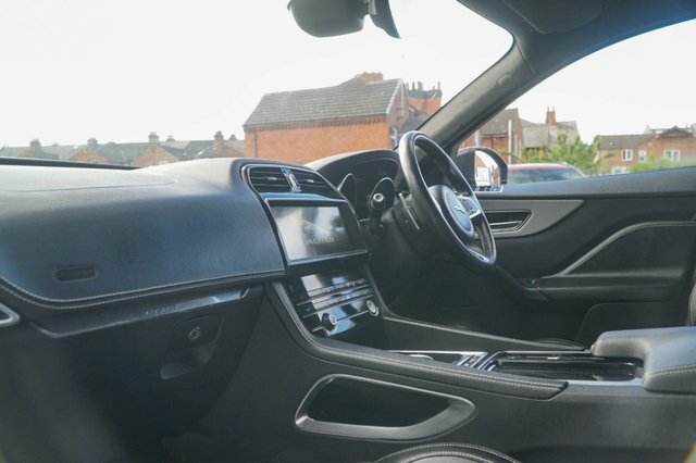 Jaguar F-Pace Estate White #23