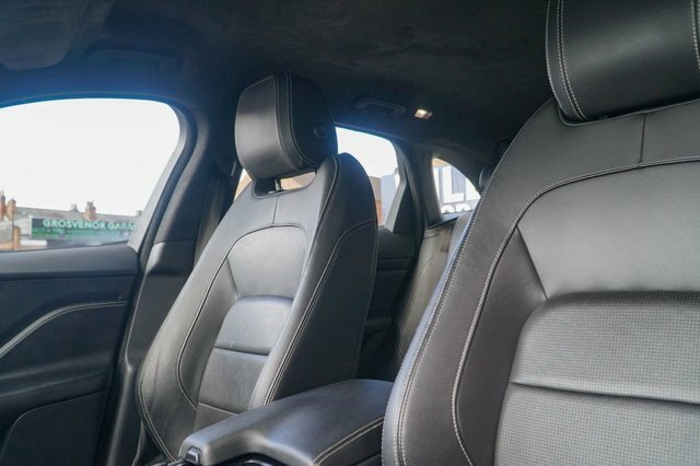 Jaguar F-Pace Estate White #30