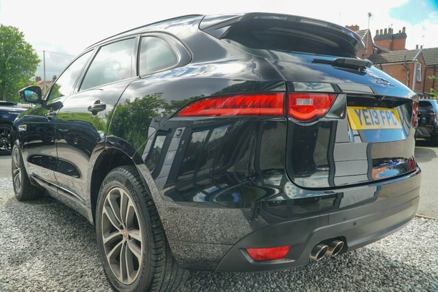 Jaguar F-Pace 2019 2.0 D180 R-sport Suv Awd Euro Black #5