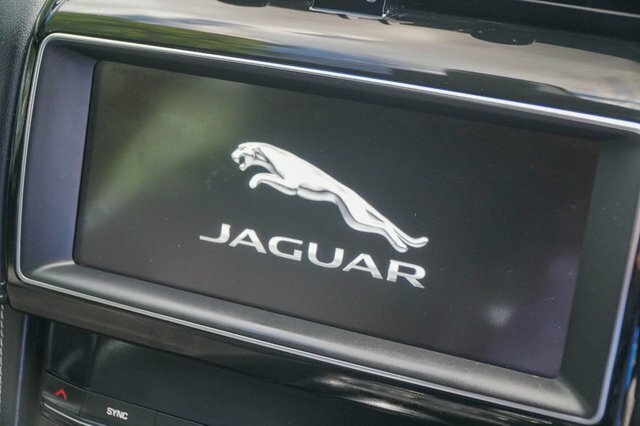 Jaguar F-Pace Estate White #64
