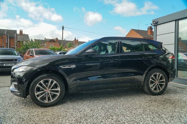 Jaguar F-Pace Estate White #18