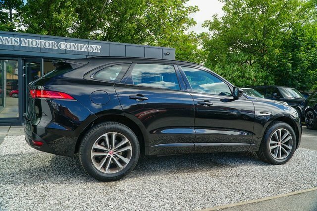 Jaguar F-Pace Estate White #54