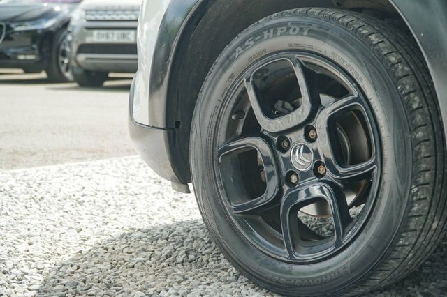 Citroen C4 Cactus  Black #18