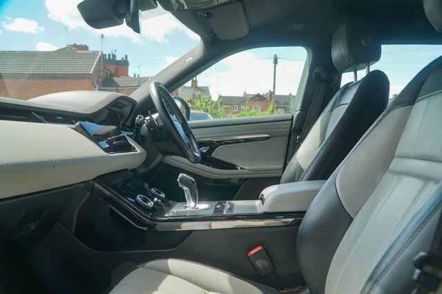 Land Rover Range Rover Evoque 2019 2.0 D180 R-dynamic S Suv 4Wd Grey #2
