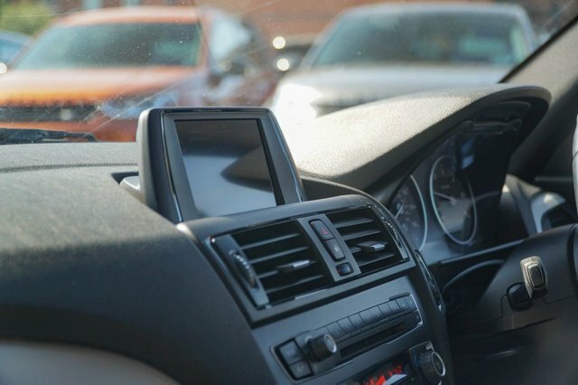 BMW 1 Series 118D M Sport Black #21
