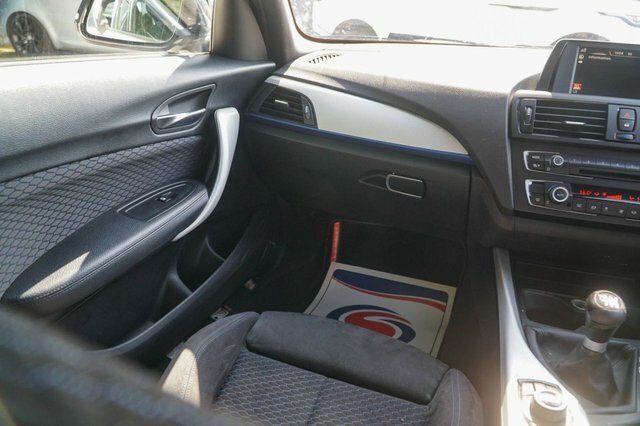 BMW 1 Series 118D M Sport Black #35