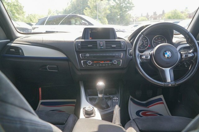 BMW 1 Series 118D M Sport Black #4