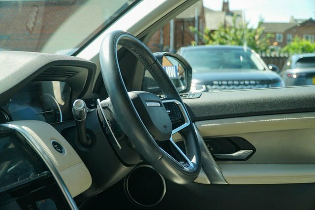 Land Rover Discovery Sport D200 R-dynamic S Plus Black #25