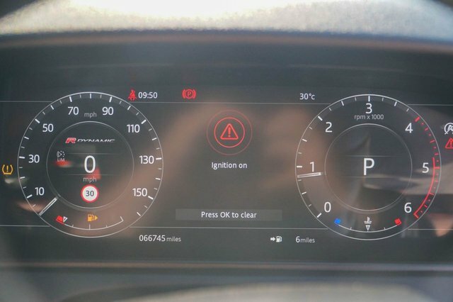 Land Rover Range Rover Velar 2.0 D240 R Dynamic S Suv 4Wd Black #63
