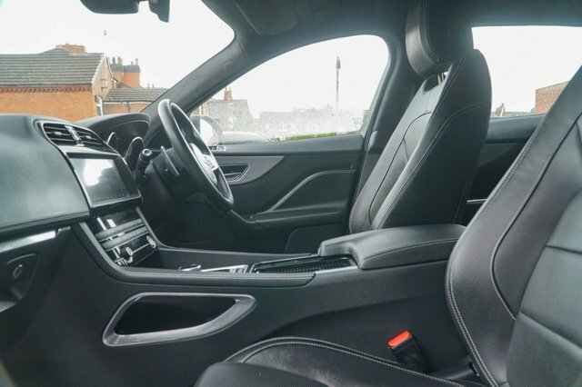 Jaguar F-Pace 2019 2.0 D180 R-sport Suv Awd Euro Blue #2