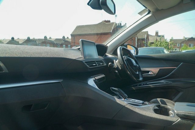 Peugeot 3008 1.2L Active Grey #19
