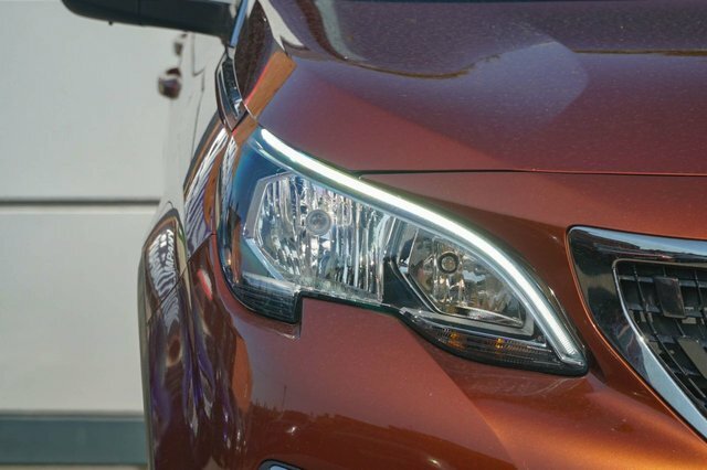 Peugeot 3008 1.2L Active Grey #10