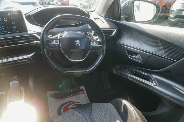 Peugeot 3008 1.2L Active Grey #37