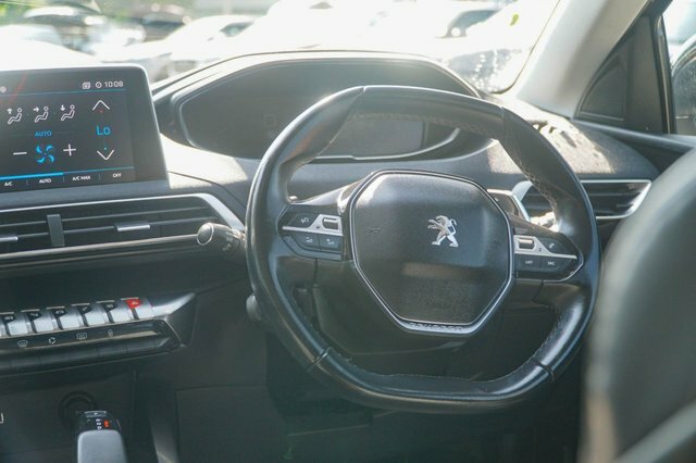 Peugeot 3008 1.2L Active Grey #32