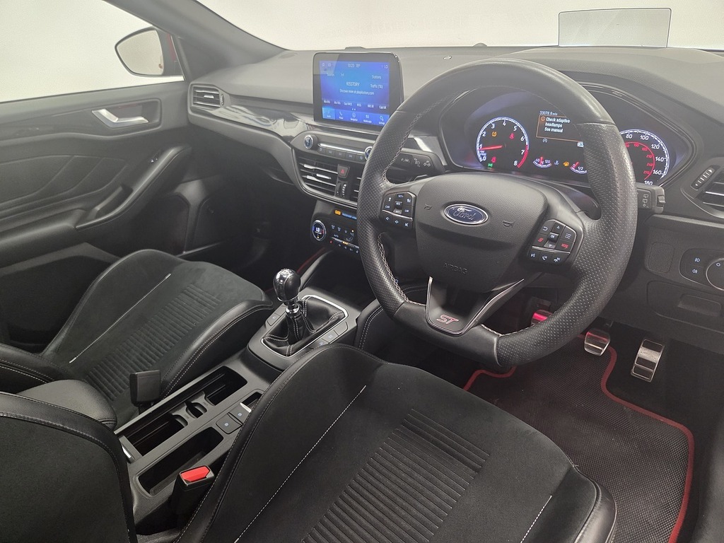 Ford Focus 2.3T Ecoboost St Hatchback Euro YF70LYY Red #6