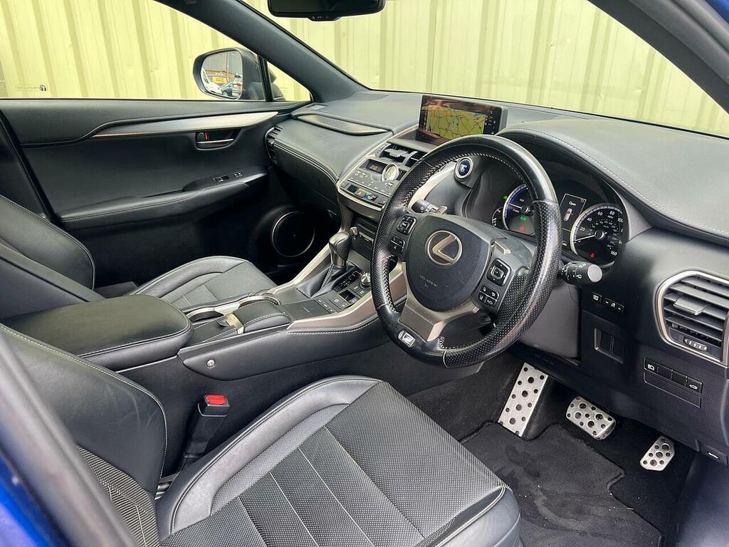 Lexus NX 2.5 300H Luxury White #11