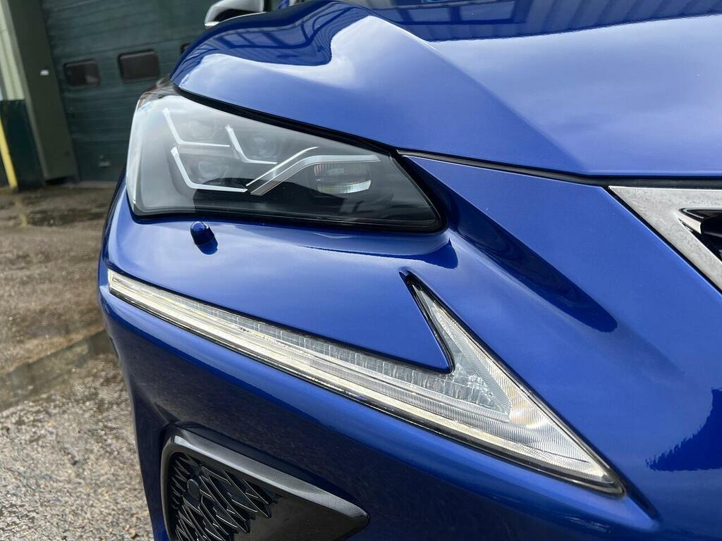 Lexus NX 2.5 300H Luxury White #39