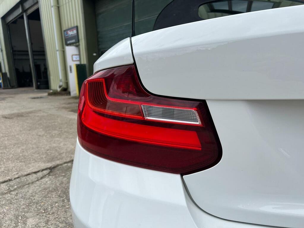 BMW 2 Series 2.0 220D M Sport 188 Bhp Coupe White #35