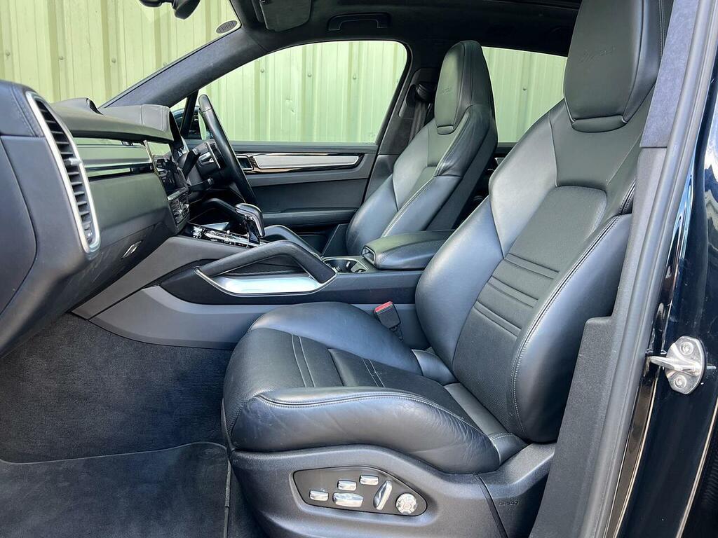 Porsche Cayenne Cayenne V6 S Black #30