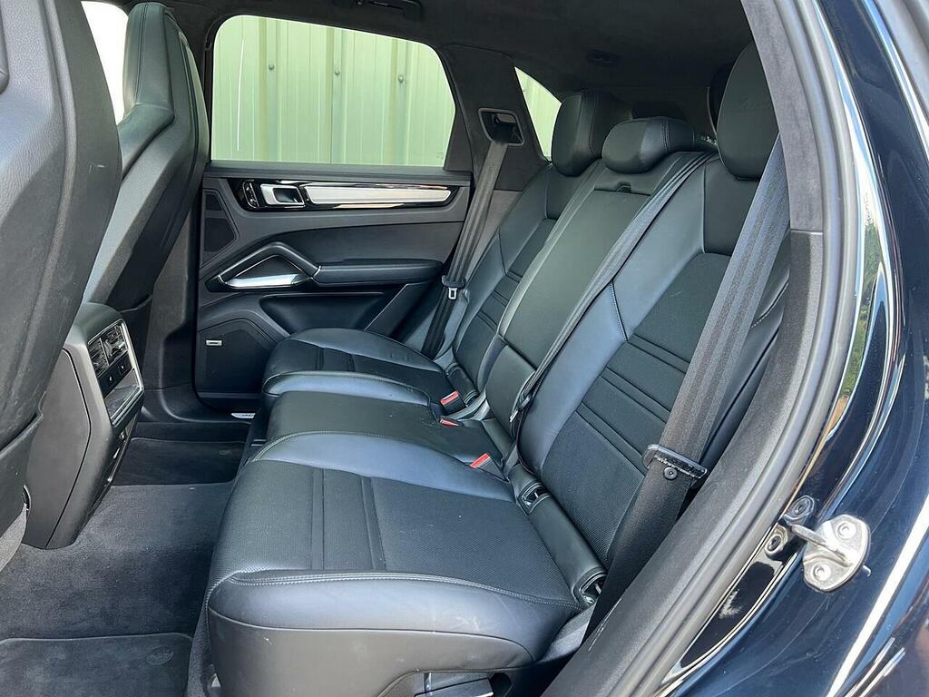 Porsche Cayenne Cayenne V6 S Black #10