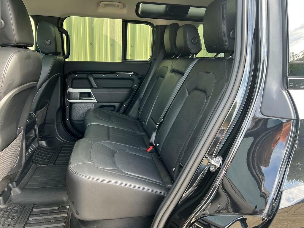 Land Rover Defender 110 D250 X-dynamic Se Black #12