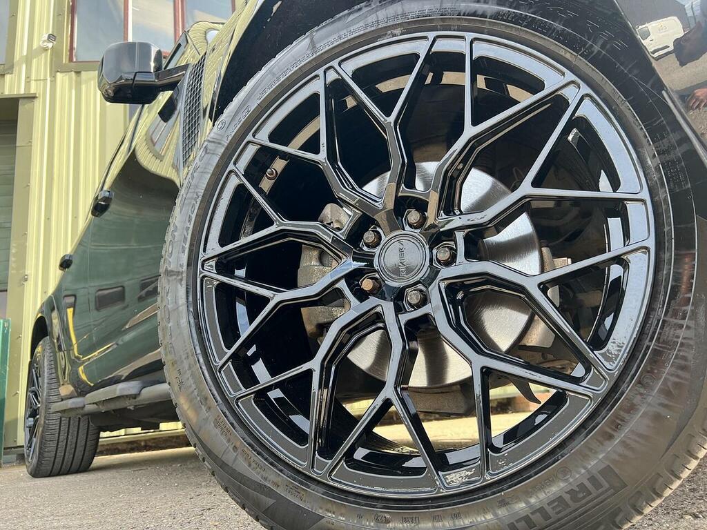 Land Rover Defender 110 D250 X-dynamic Se Black #21
